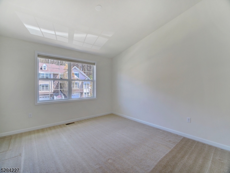 Morris Chase - Residential Lease