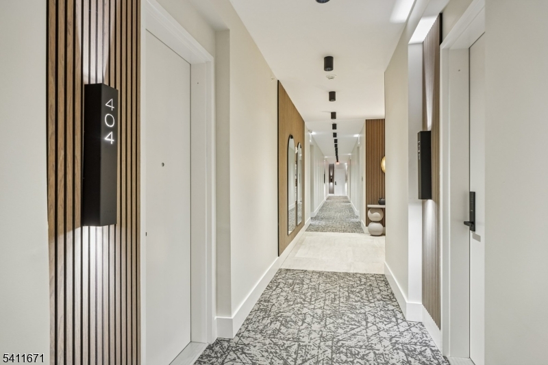 The Summit Estates - Residential Lease