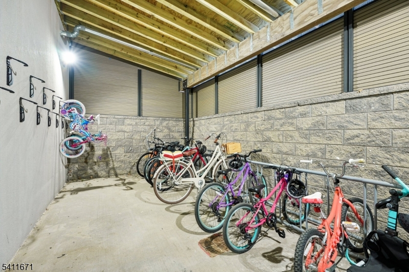 The Summit Estates - Residential Lease