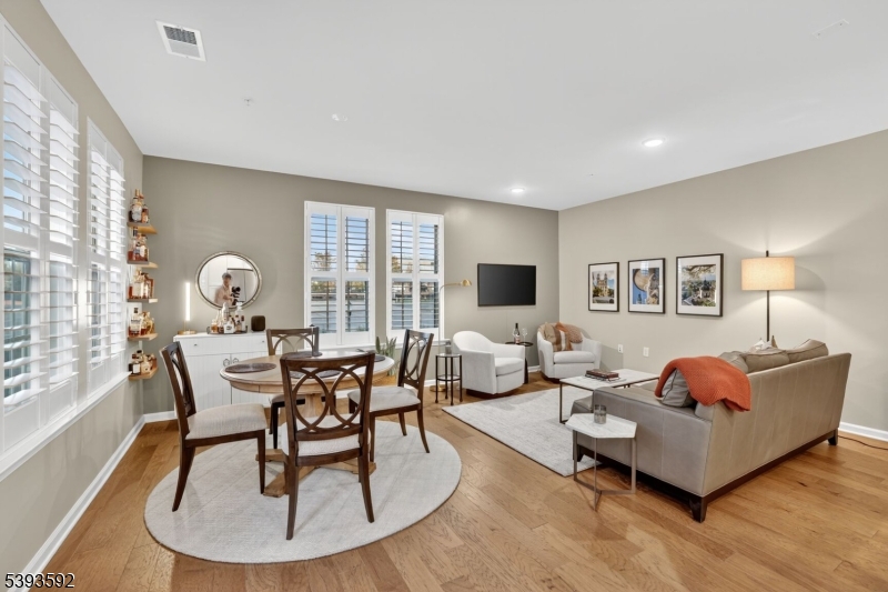 Somerville Station - Residential