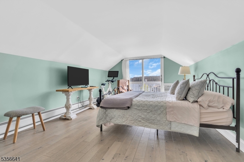 Main Lake - Residential