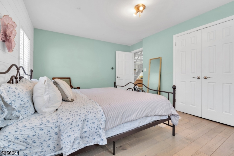 Main Lake - Residential