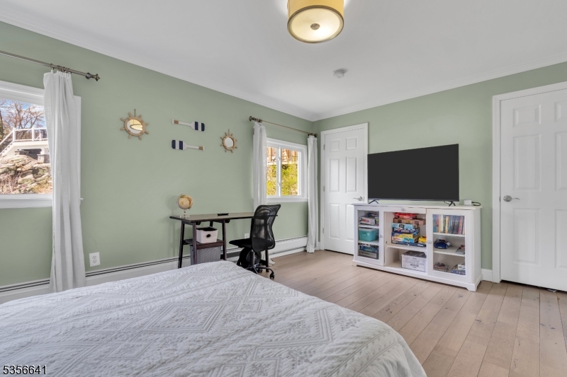 Main Lake - Residential