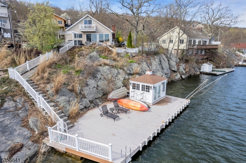 Main Lake - Residential