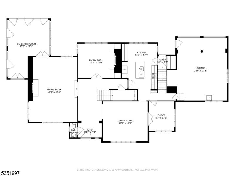 Main image without alt text