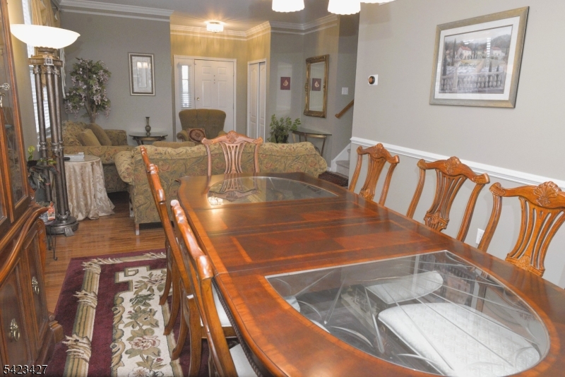 Greenwich Chase - Residential