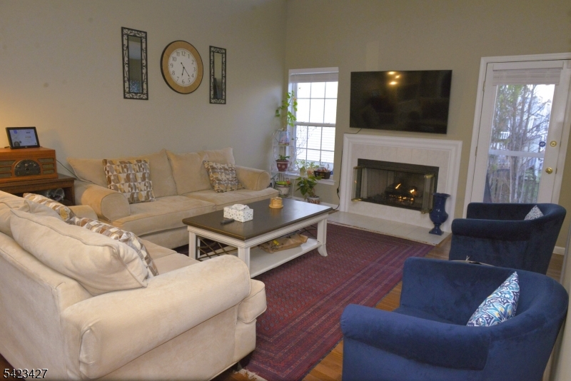 Greenwich Chase - Residential