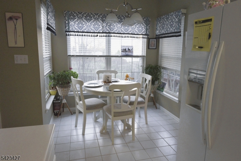 Greenwich Chase - Residential