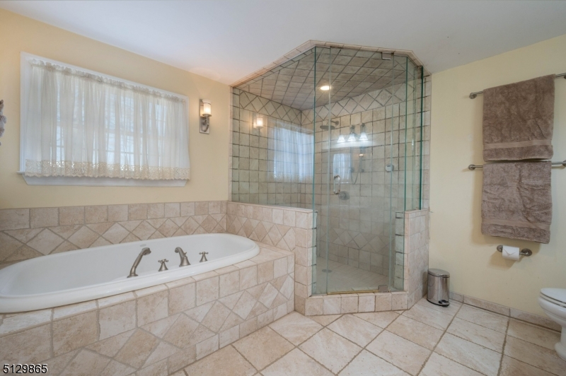 Greendell horse farms - Residential