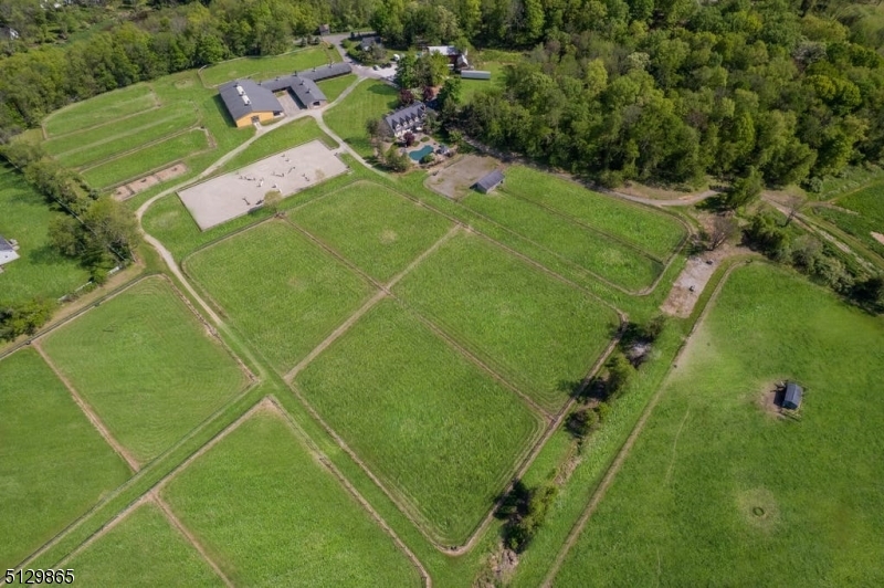 Greendell horse farms - Residential