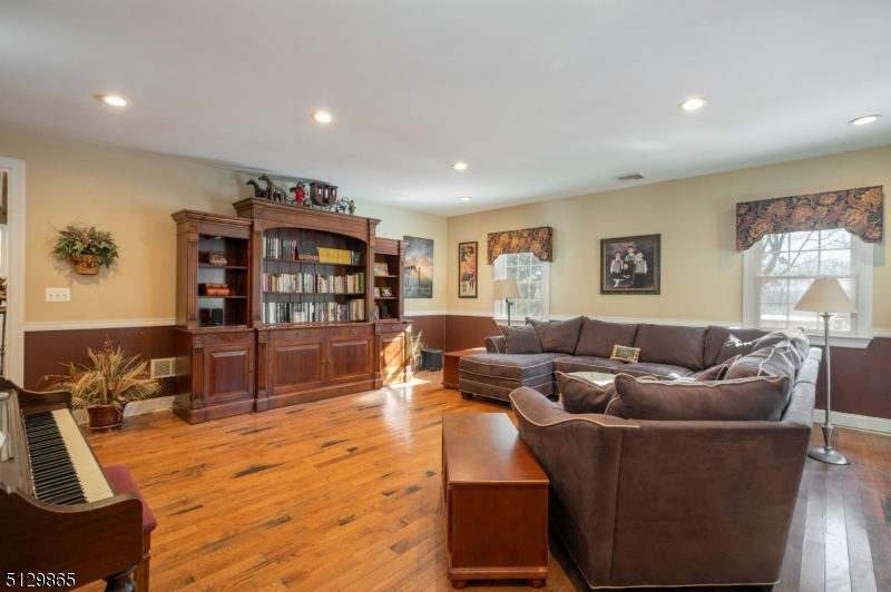 Greendell horse farms - Residential