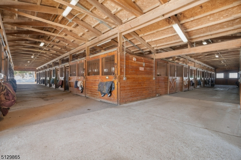 Greendell horse farms - Residential