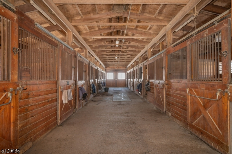 Greendell horse farms - Residential