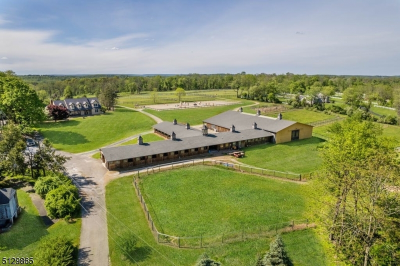 Greendell horse farms - Residential