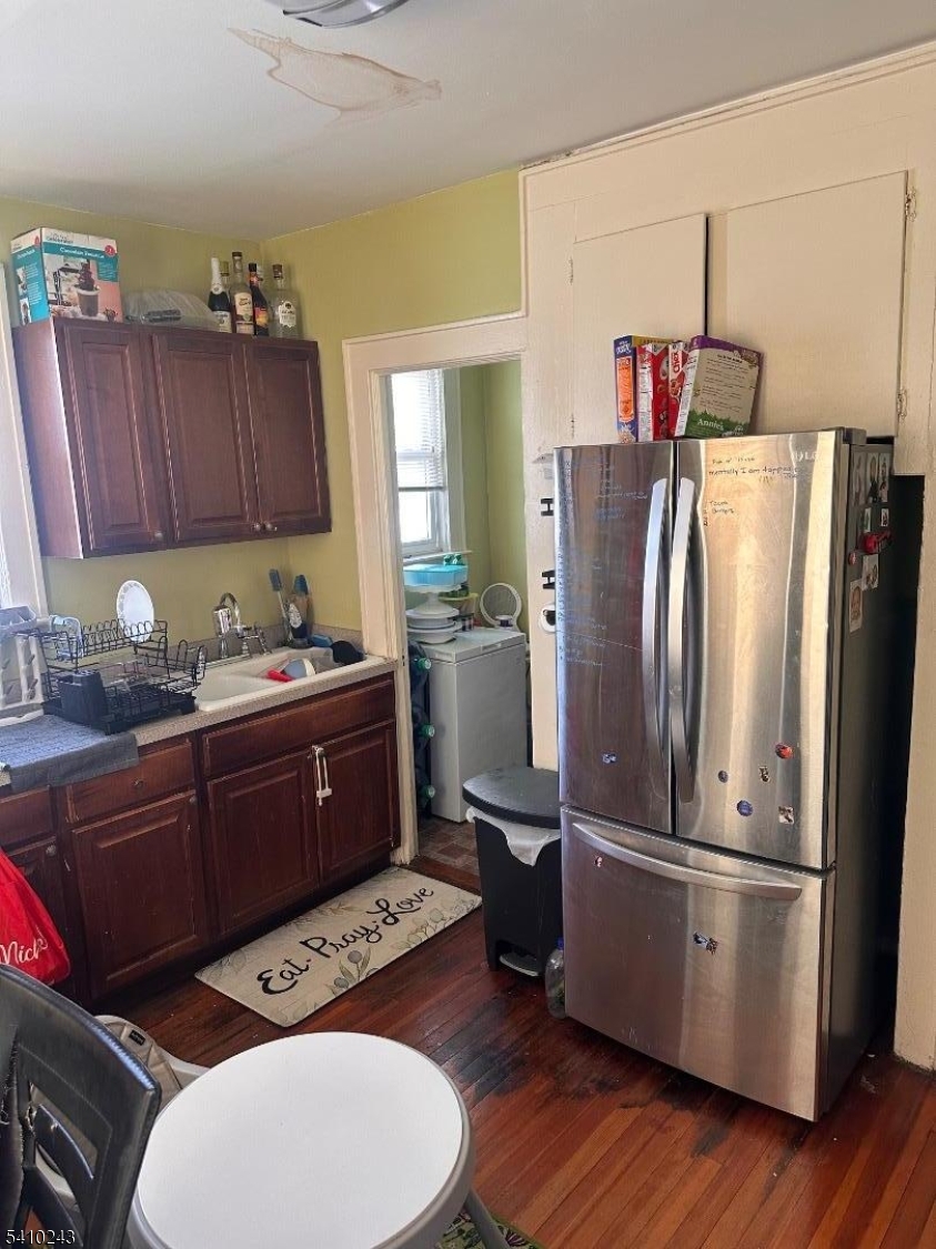 WEEQUAHIC - Residential Income