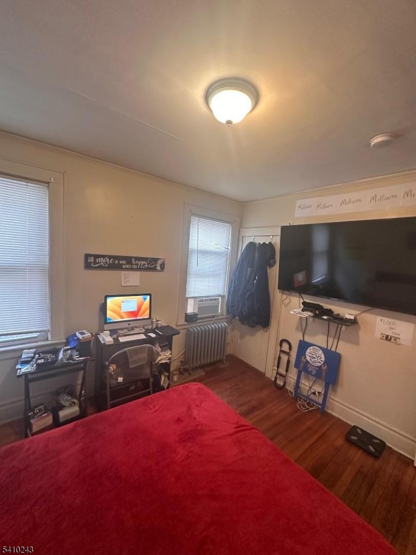 WEEQUAHIC - Residential Income