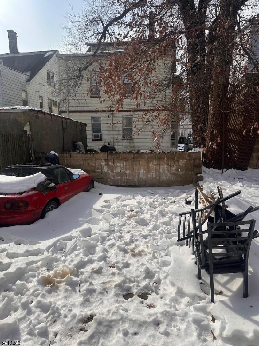 WEEQUAHIC - Residential Income