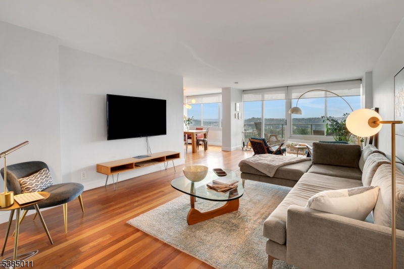 Claridge House 1 - Residential