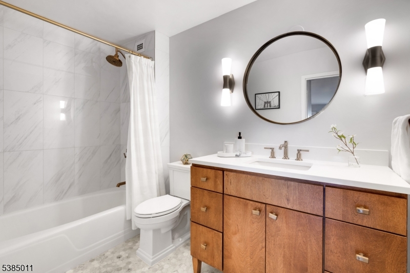 Claridge House 1 - Residential