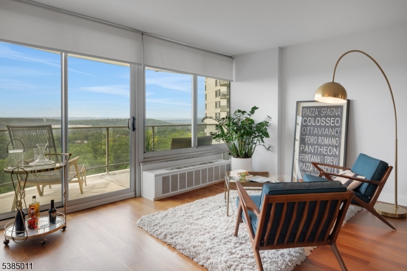 Claridge House 1 - Residential