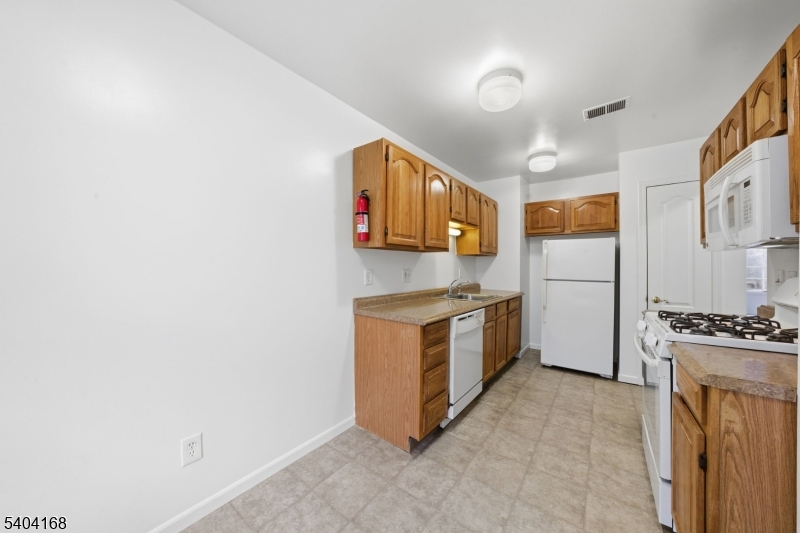 Hill - Residential Lease