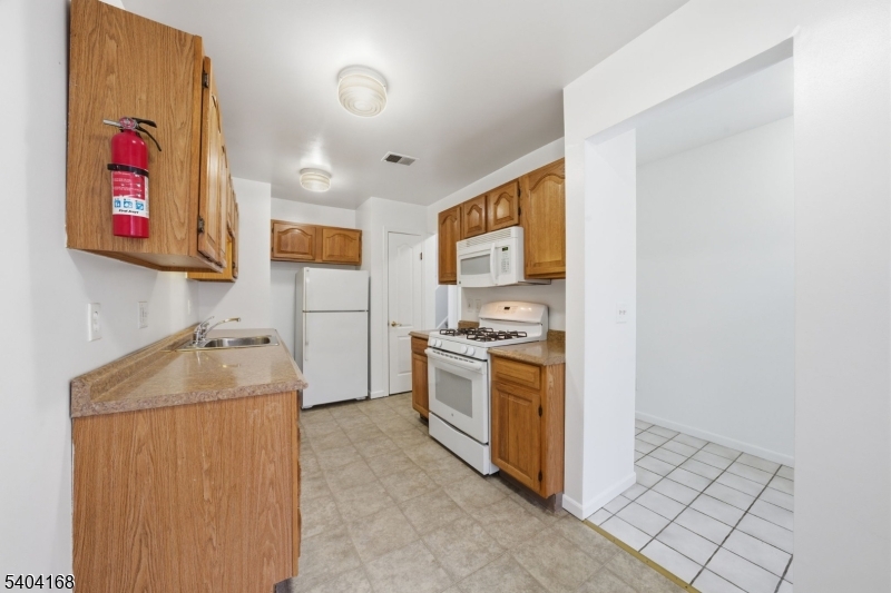 Hill - Residential Lease