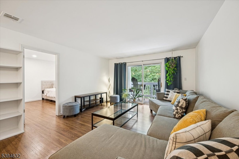 James Street Commons - Residential Lease