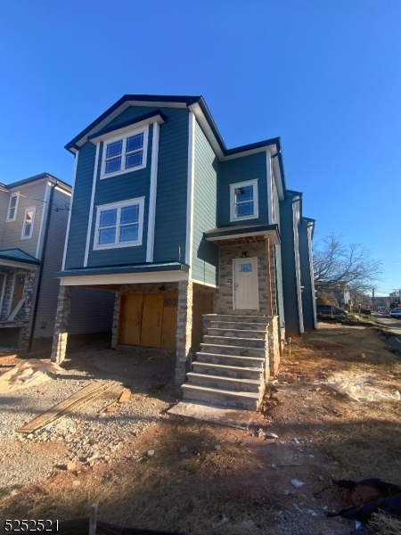 Elmora Section - Residential Income