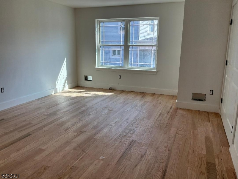 Elmora Section - Residential Income