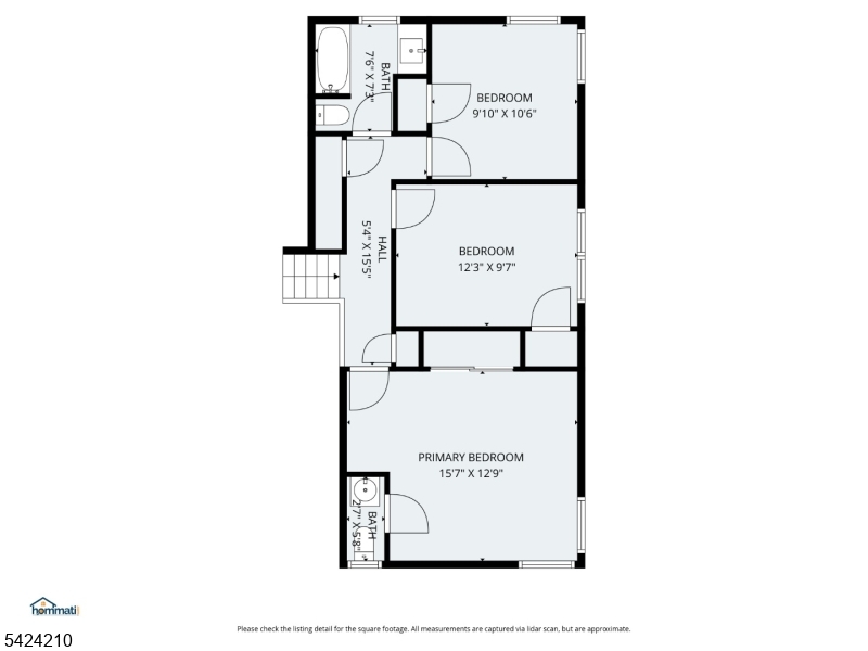 Main image without alt text