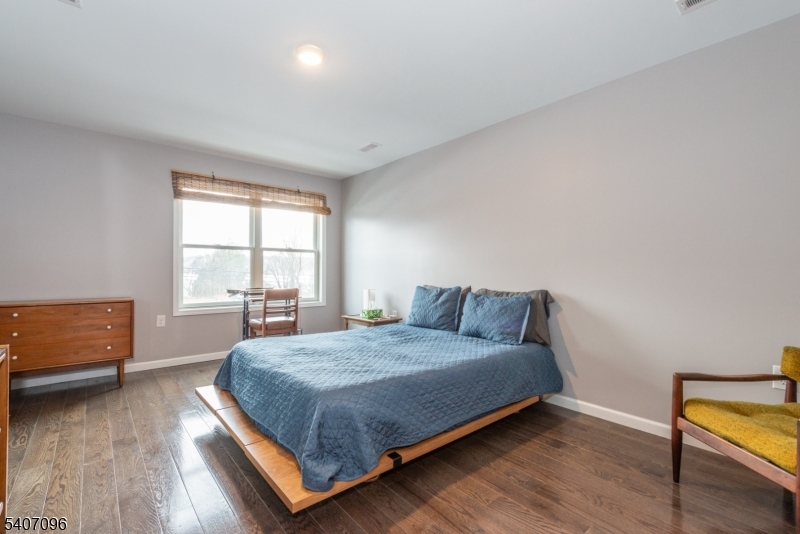 Lakeside Village - Residential