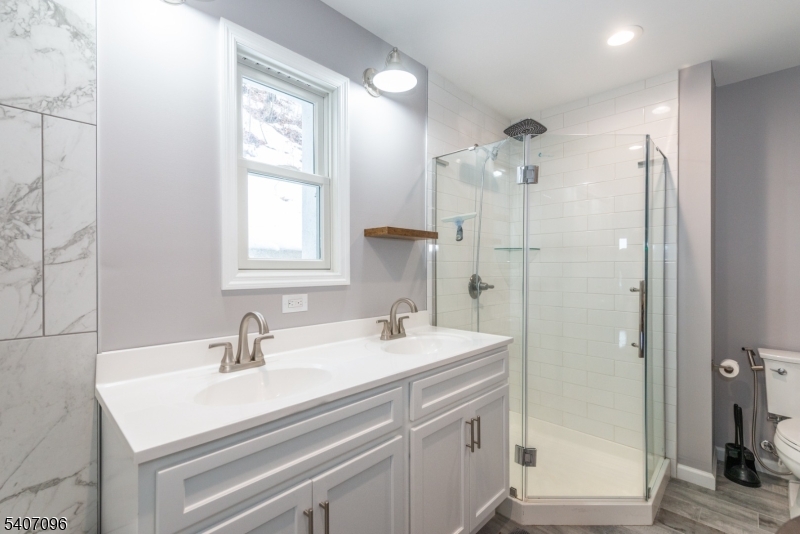 Lakeside Village - Residential