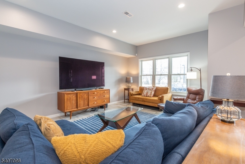 Lakeside Village - Residential