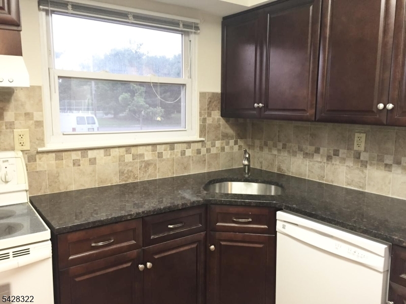 Alexandria - Residential Lease