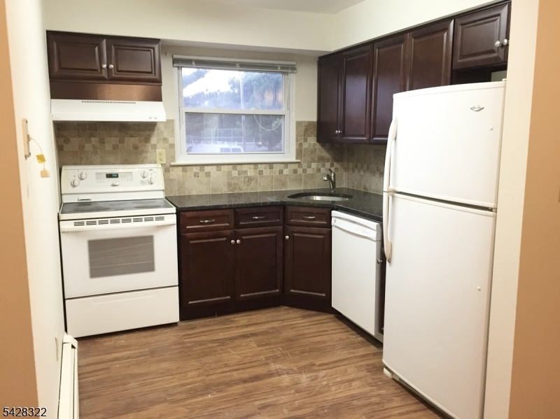 Alexandria - Residential Lease