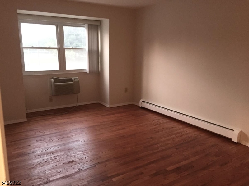 Alexandria - Residential Lease