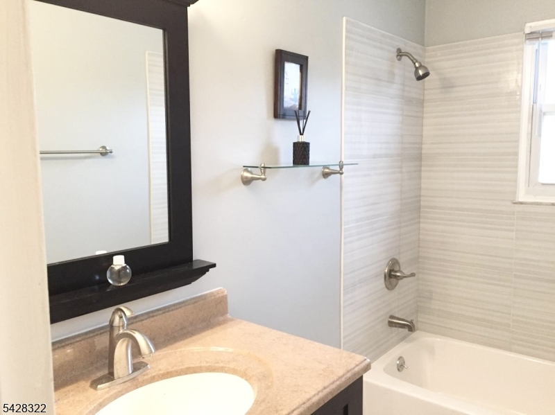 Alexandria - Residential Lease