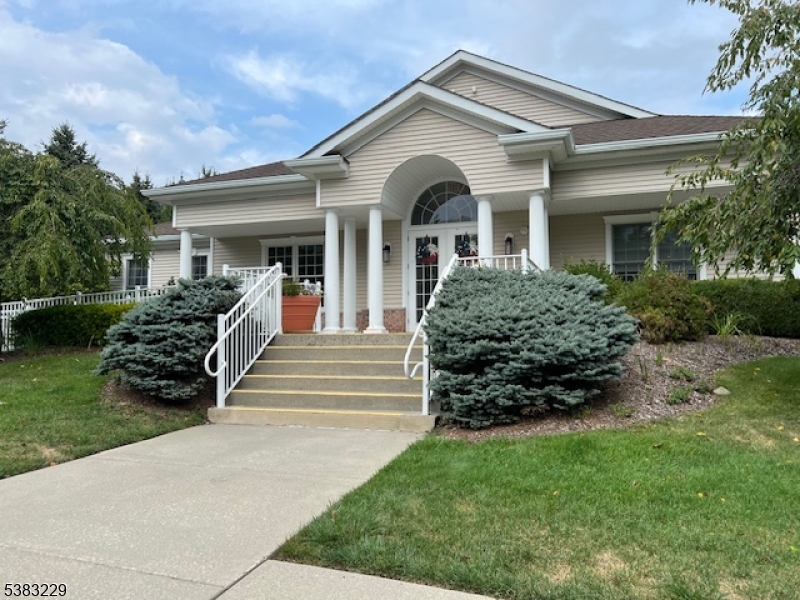 Horizons at Mt Arlington - Residential