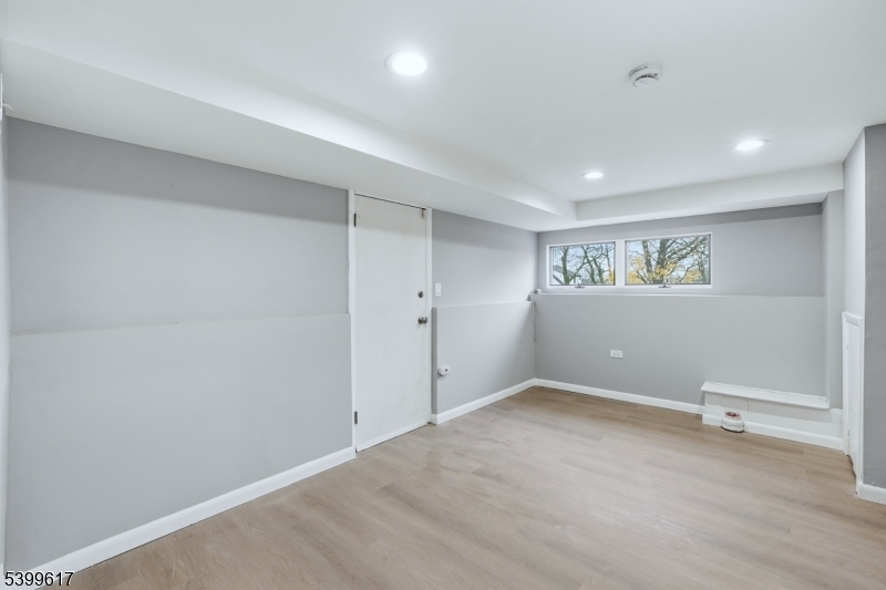 BROOKDALE - Residential