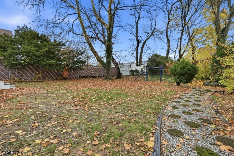 BROOKDALE - Residential