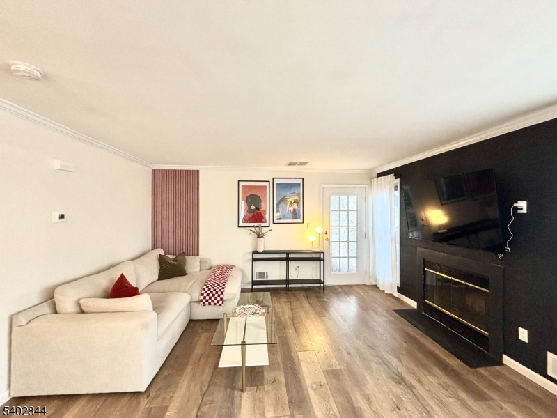 The Pointe - Residential Lease