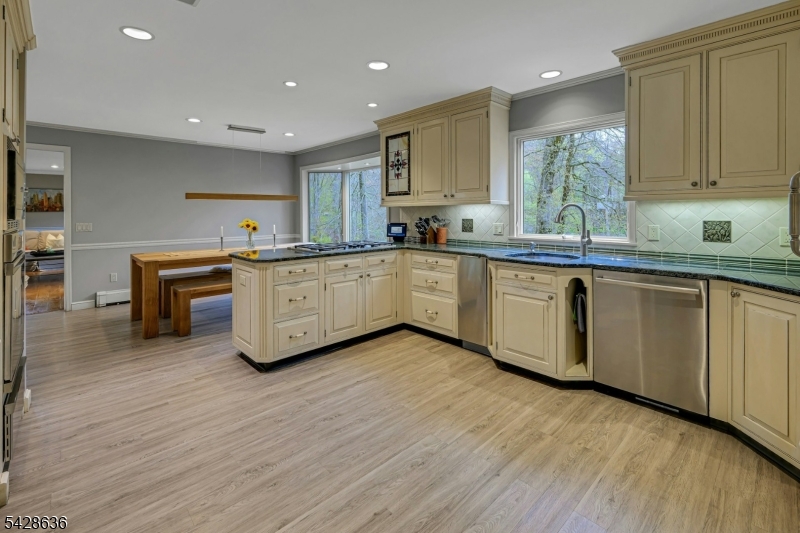 Smoke Rise gated community - Residential