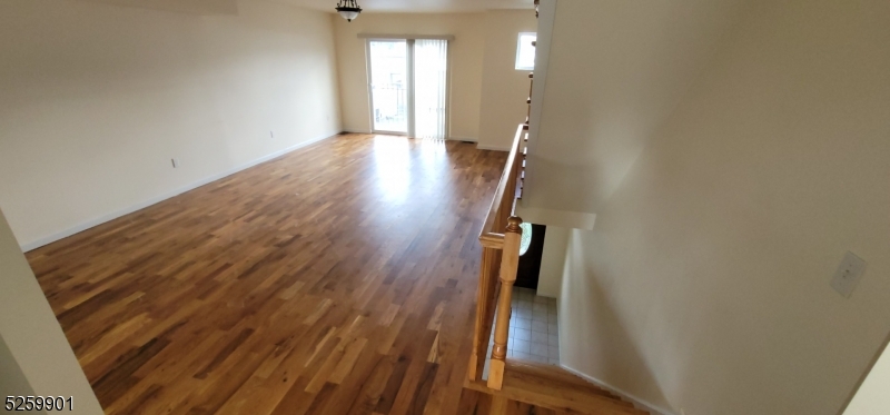 CENTRAL - Residential Lease