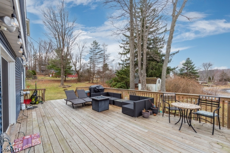 Lakefront Home - Residential