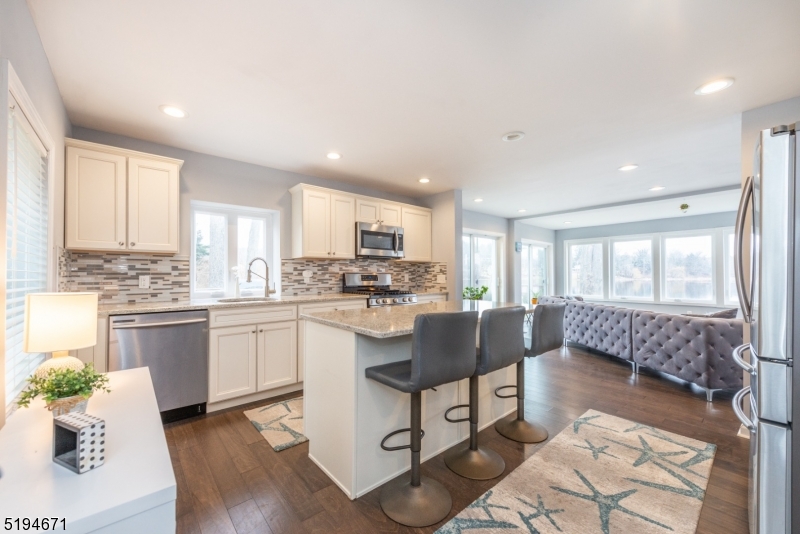 Lakefront Home - Residential