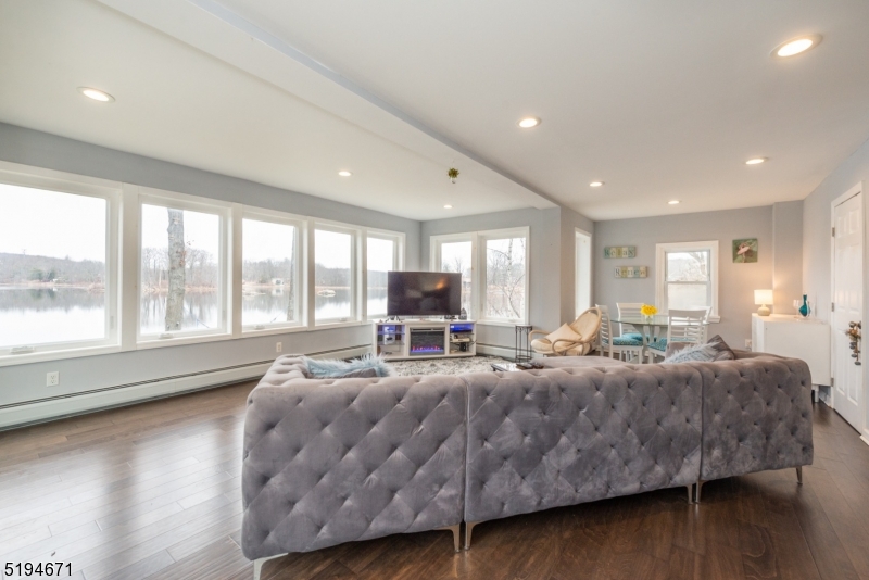 Lakefront Home - Residential