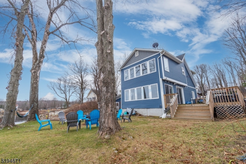 Lakefront Home - Residential