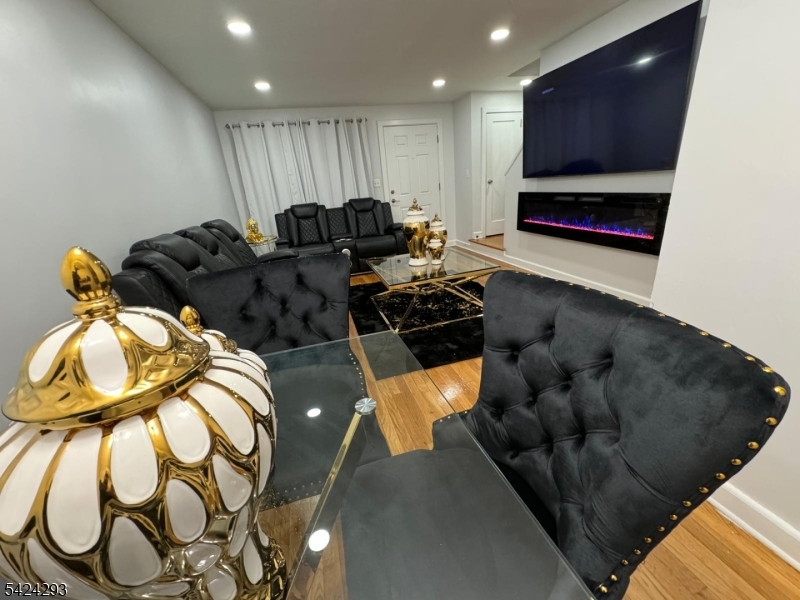 Glenbrook Community - Residential