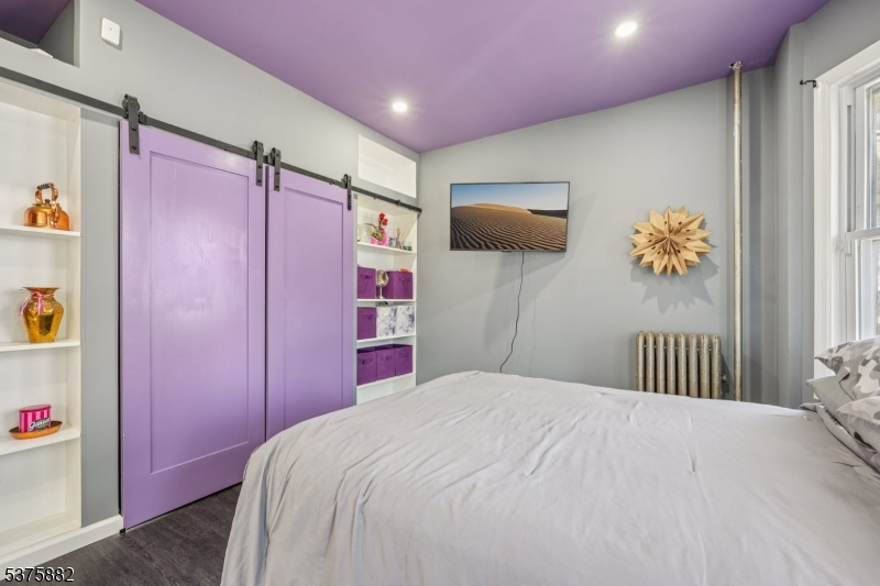 Irvington Twp., New Jersey 07111, United States, 4 Bedrooms Bedrooms, ,2 BathroomsBathrooms,Residential,Active,189149