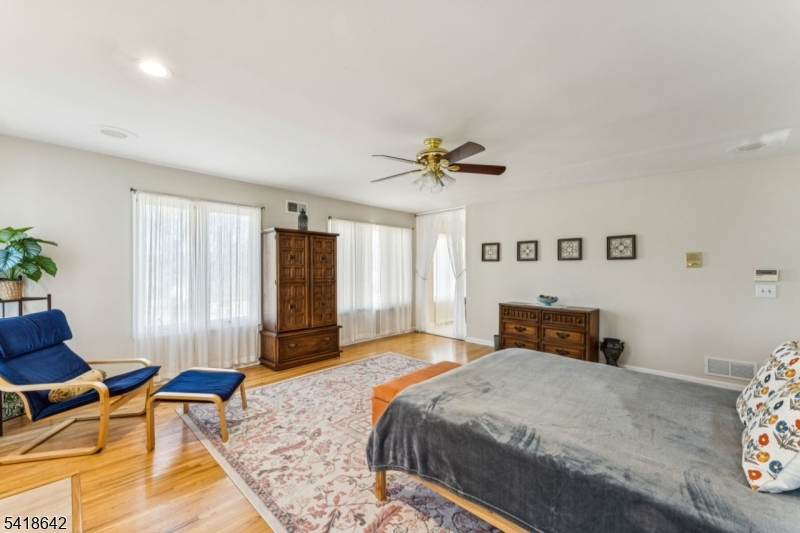 Shongum - Paramount Estates - Residential